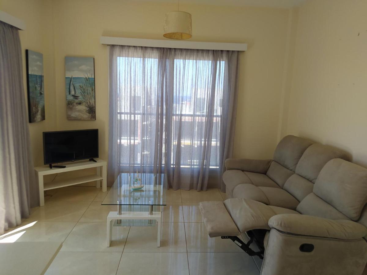 Ferienwohnung Adalena Court Paralimni Exterior foto