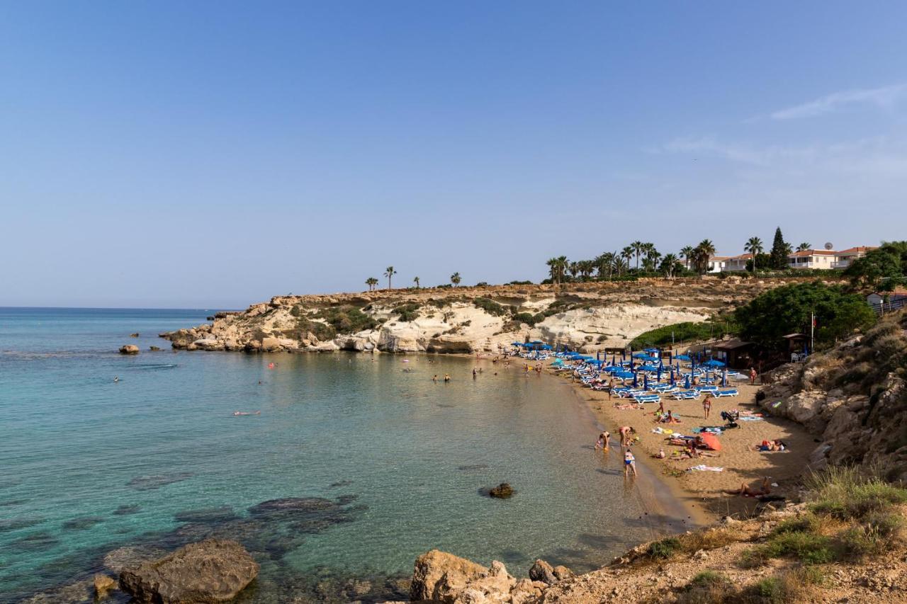 Ferienwohnung Adalena Court Paralimni Exterior foto