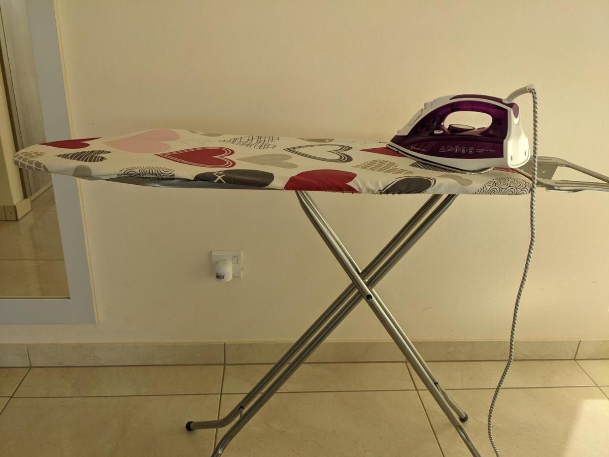 Ferienwohnung Adalena Court Paralimni Exterior foto